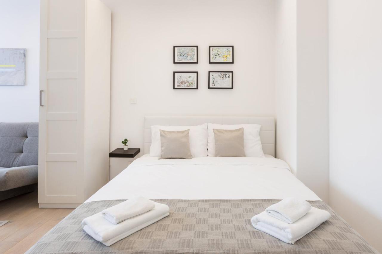 Flower Square Apartments Загреб Экстерьер фото
